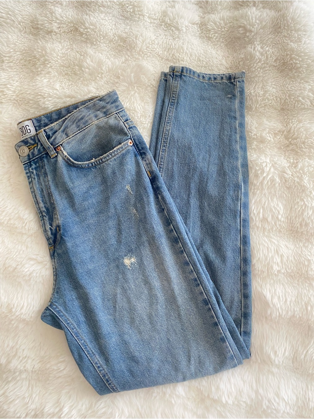 BDG Medium Wash High-Rise Straight Leg Mom Jeans